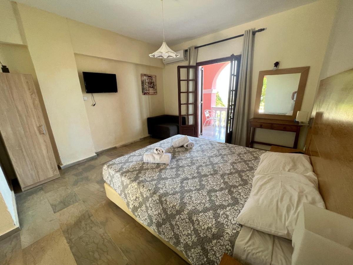 Mouse Island View Apartment Perama (Corfu)
